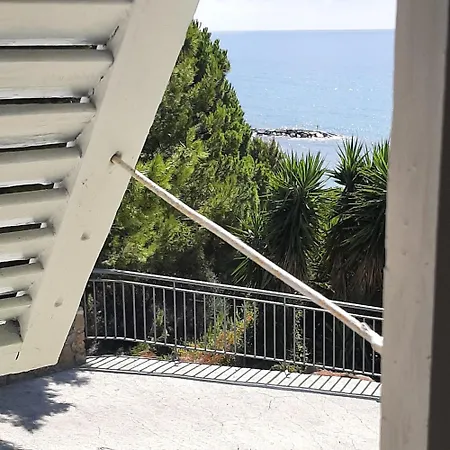 Casa Prima Punta * San Lorenzo al Mare